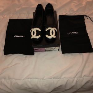 Chanel Black Leather Interlocking Cc Shoes